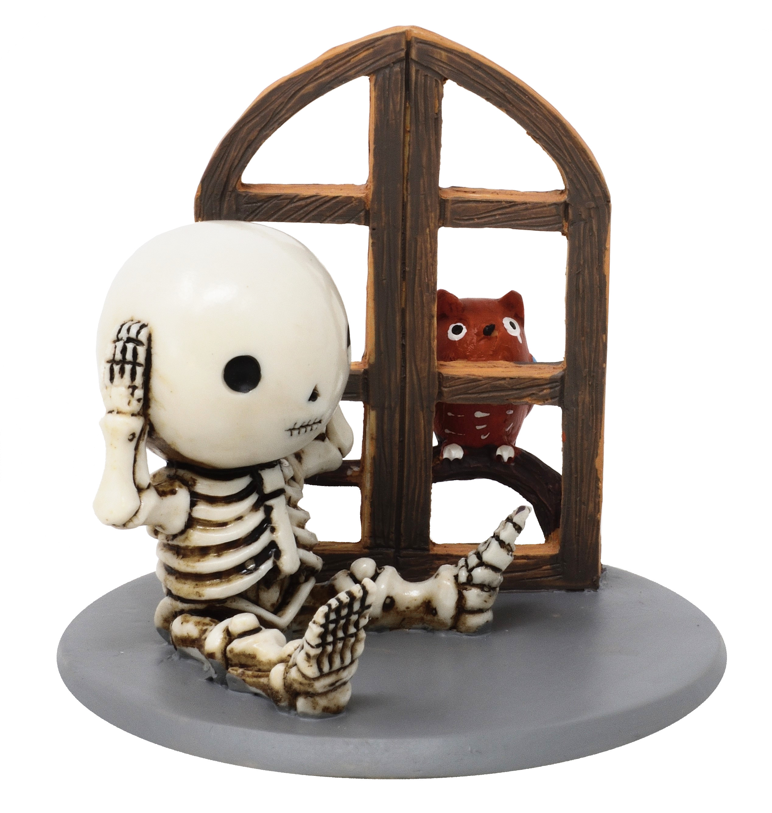 "Lucky hears a Hoot"